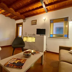 Apartamento Cozy 4th And Top Floor, Florença